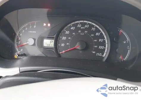 2013 Toyota Sienna Le V6 8 Passenger z USA, uszkodzony, nr VIN 5TDKK3DC6DS303392